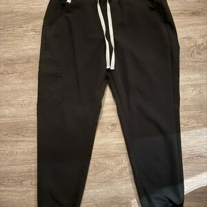 2 pairs Figs Jogger scrub pants